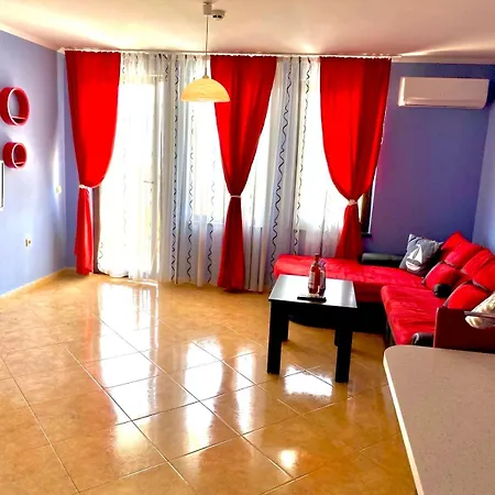 Апартамент Delfin Penthouse Amazing View Свети Влас