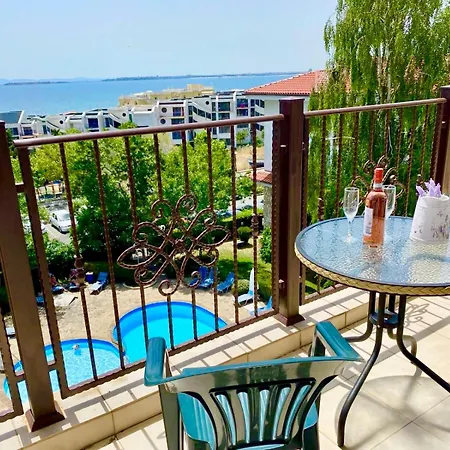 Delfin Penthouse Amazing View * Светий Влас